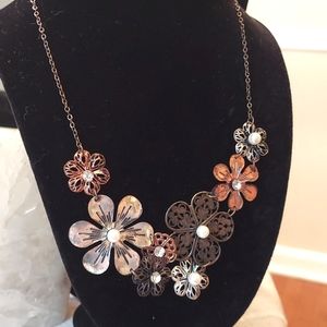 Floral Necklace Multi-metal colors‎ and Filigree